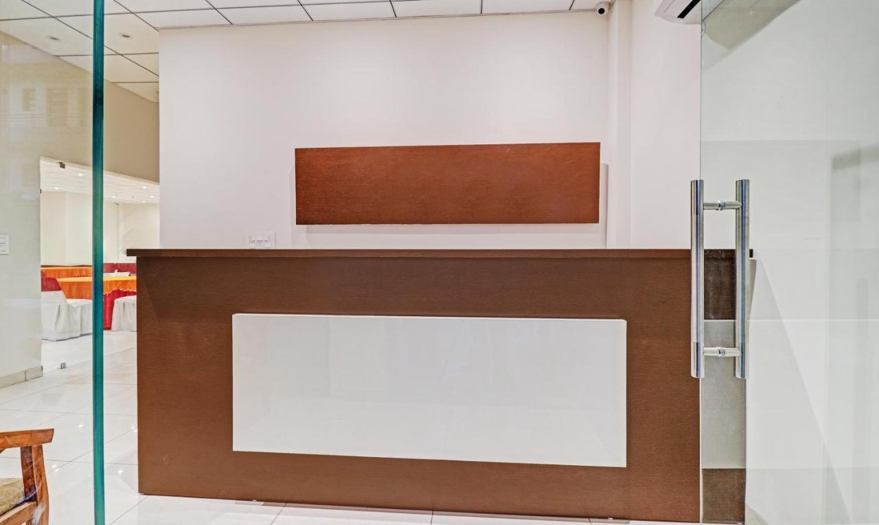 Treebo Kamron Regency Sector 80 Hotell Mohali Eksteriør bilde
